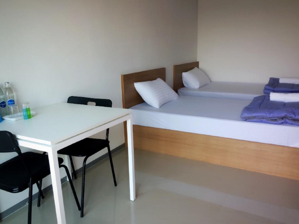 Promsook Apartment Chonburi Kamer foto