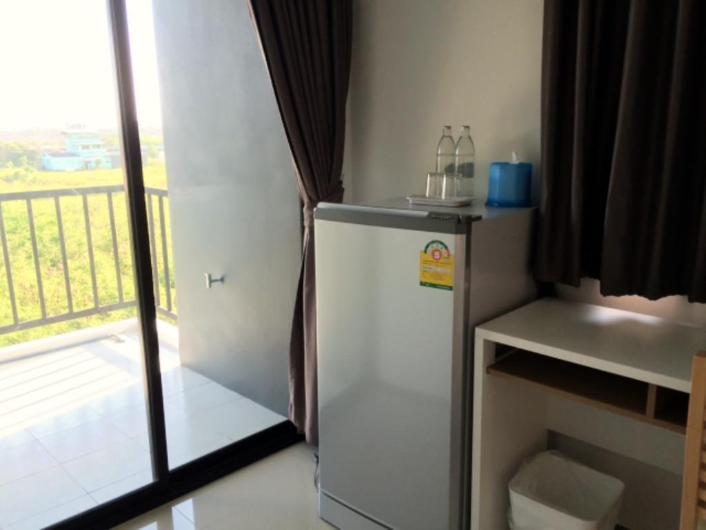 Promsook Apartment Chonburi Kamer foto