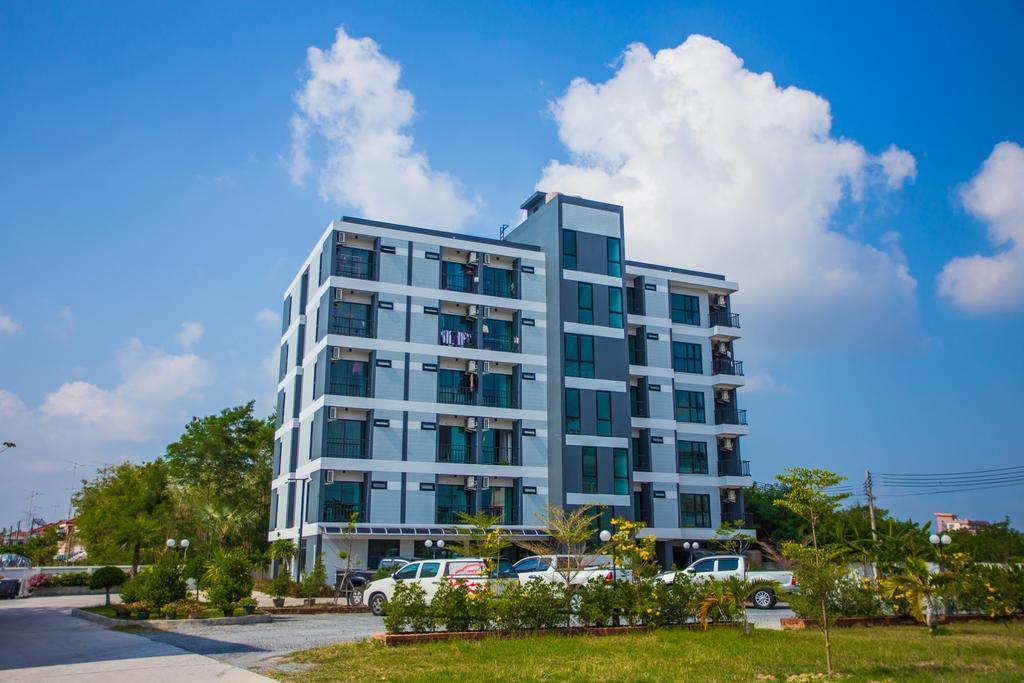 Promsook Apartment Chonburi Buitenkant foto