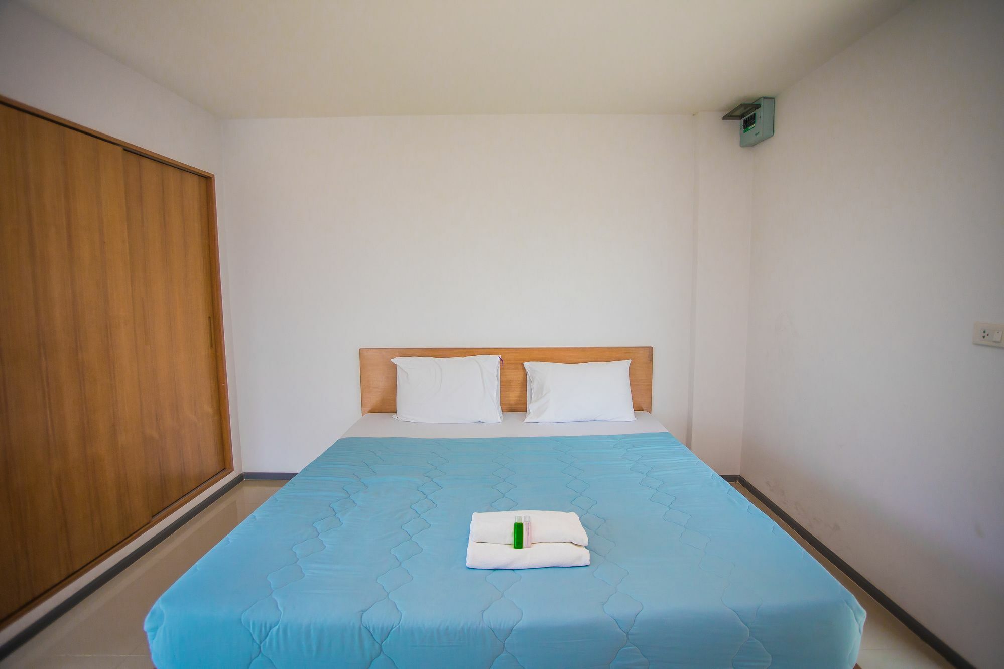 Promsook Apartment Chonburi Buitenkant foto