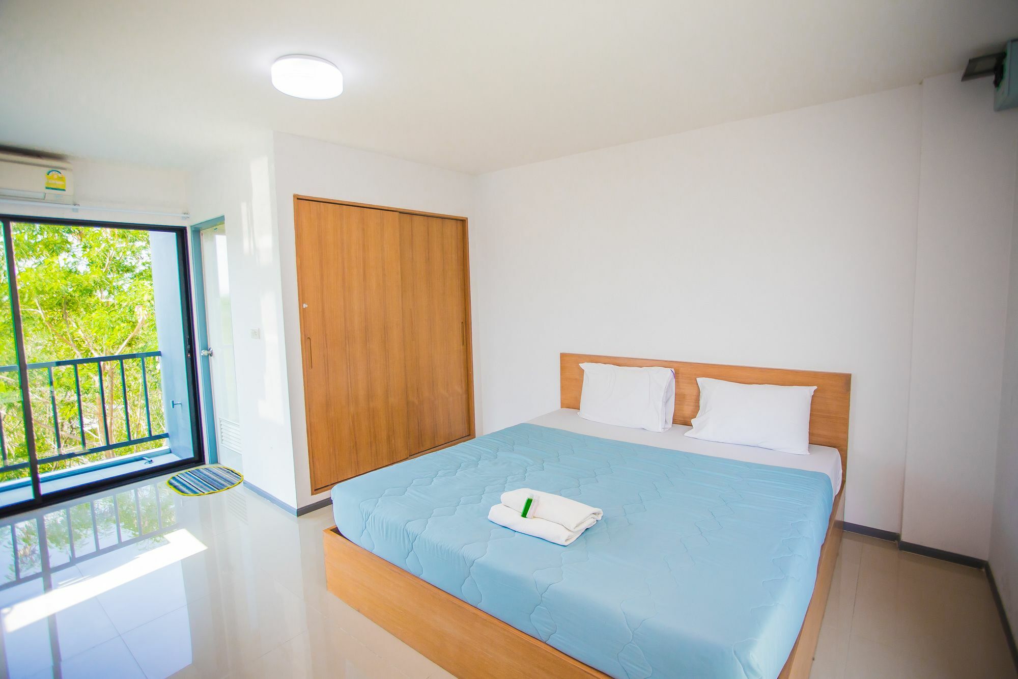 Promsook Apartment Chonburi Buitenkant foto