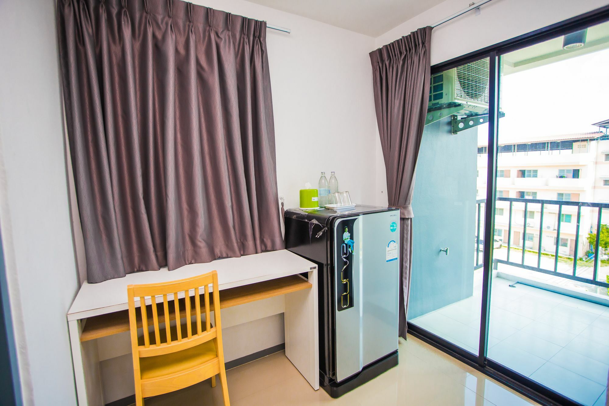 Promsook Apartment Chonburi Buitenkant foto